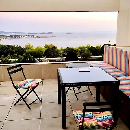 For 4 Terrace With Sea View Bandol